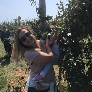 Meet your Posher, Andrea